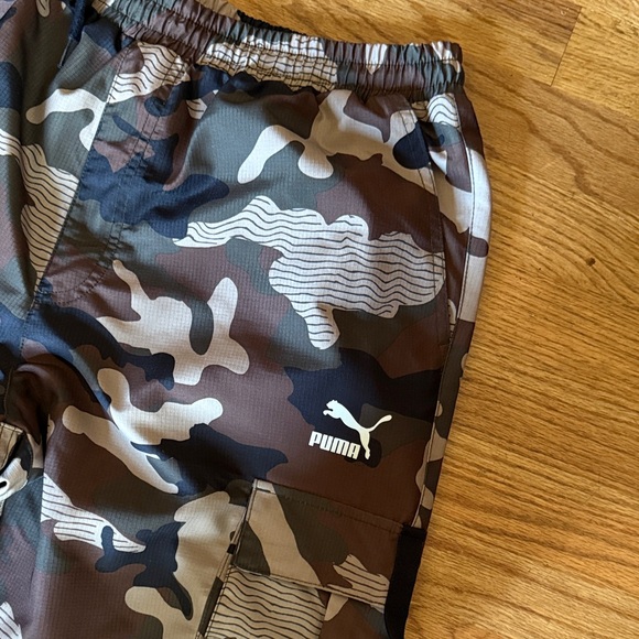 Puma Men's Camo Cargo Pants - Brown and Black - Picture 2 of 5